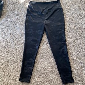 NWOT Camo Print Athletic Leggings